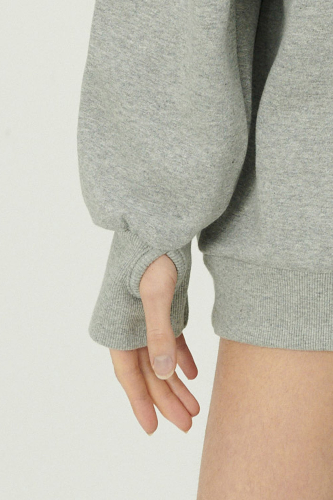 storets.com Hannah Oversized Sweatshirt w/Thumbhole