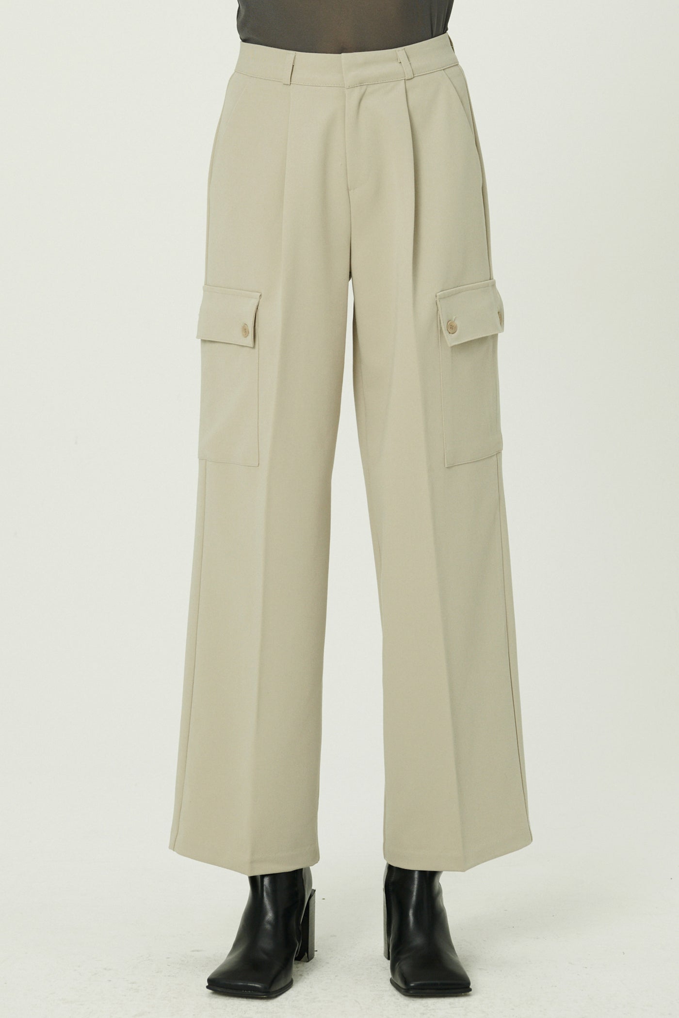 storets.com Emma Wide Leg Cargo Pants