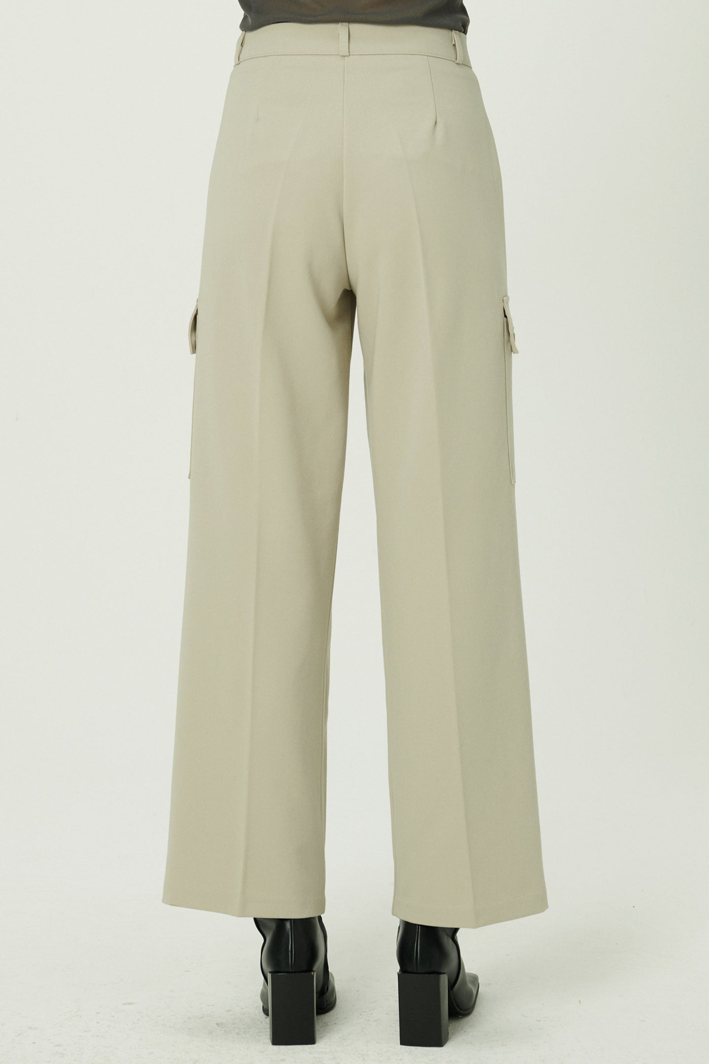 storets.com Emma Wide Leg Cargo Pants