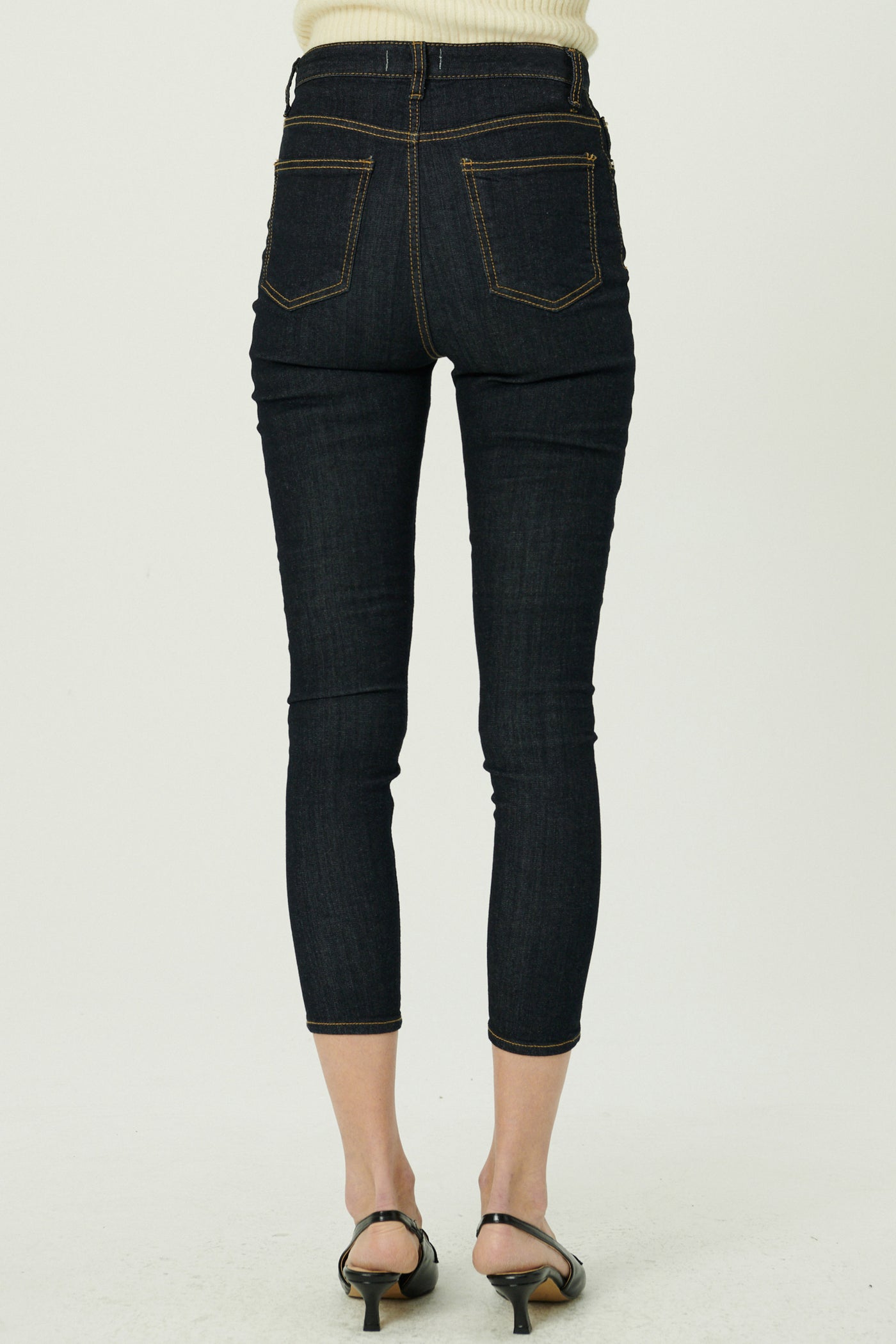 storets.com Riley Side Button Down Skinny Jeans