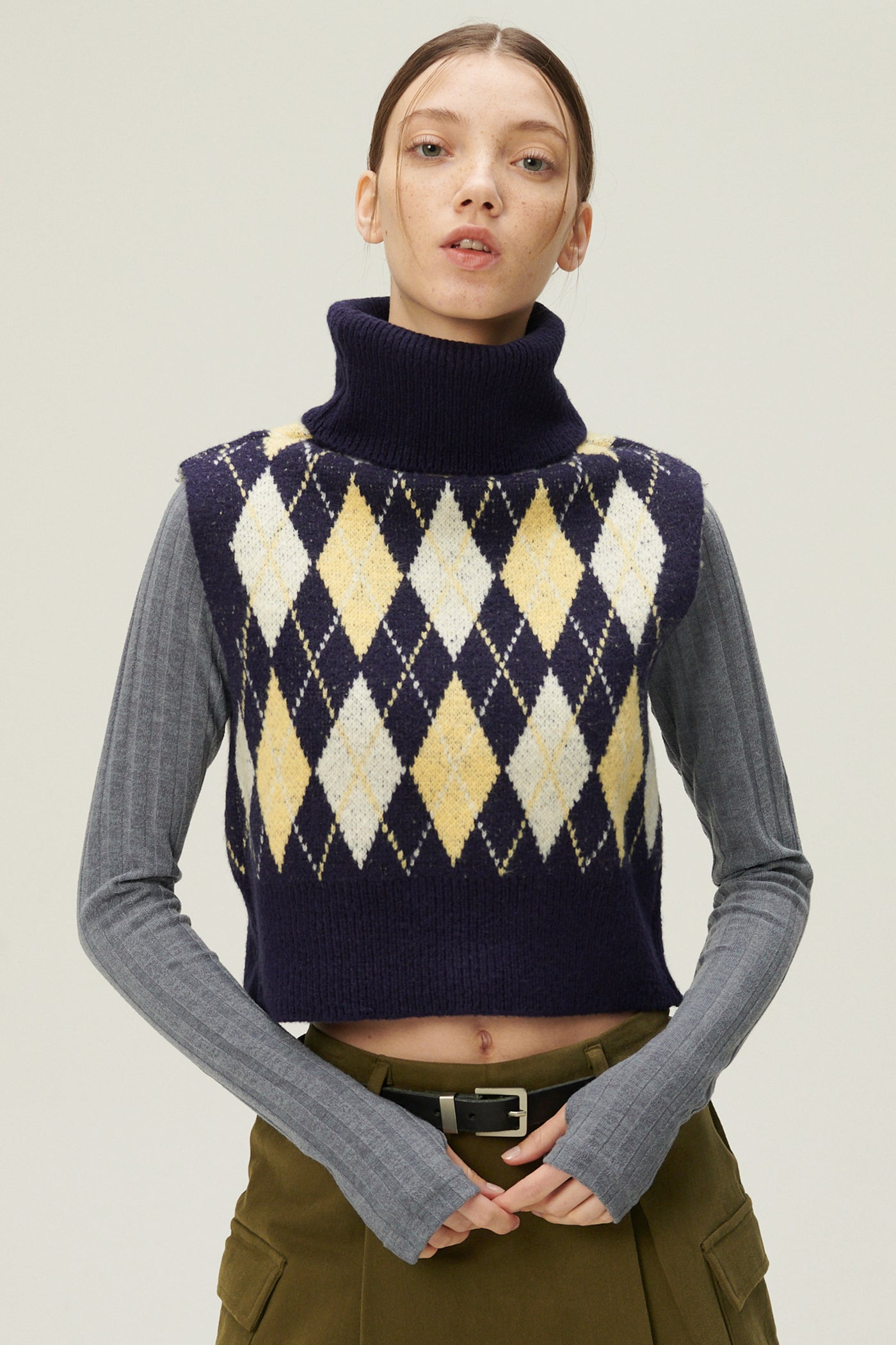 storets.com Ludi Argyle Knit Vest