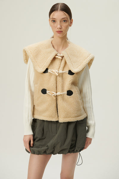 storets.com Amy Duffle Teddy Vest