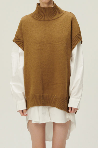 storets.com Adyson Mockneck Buttoned Vest