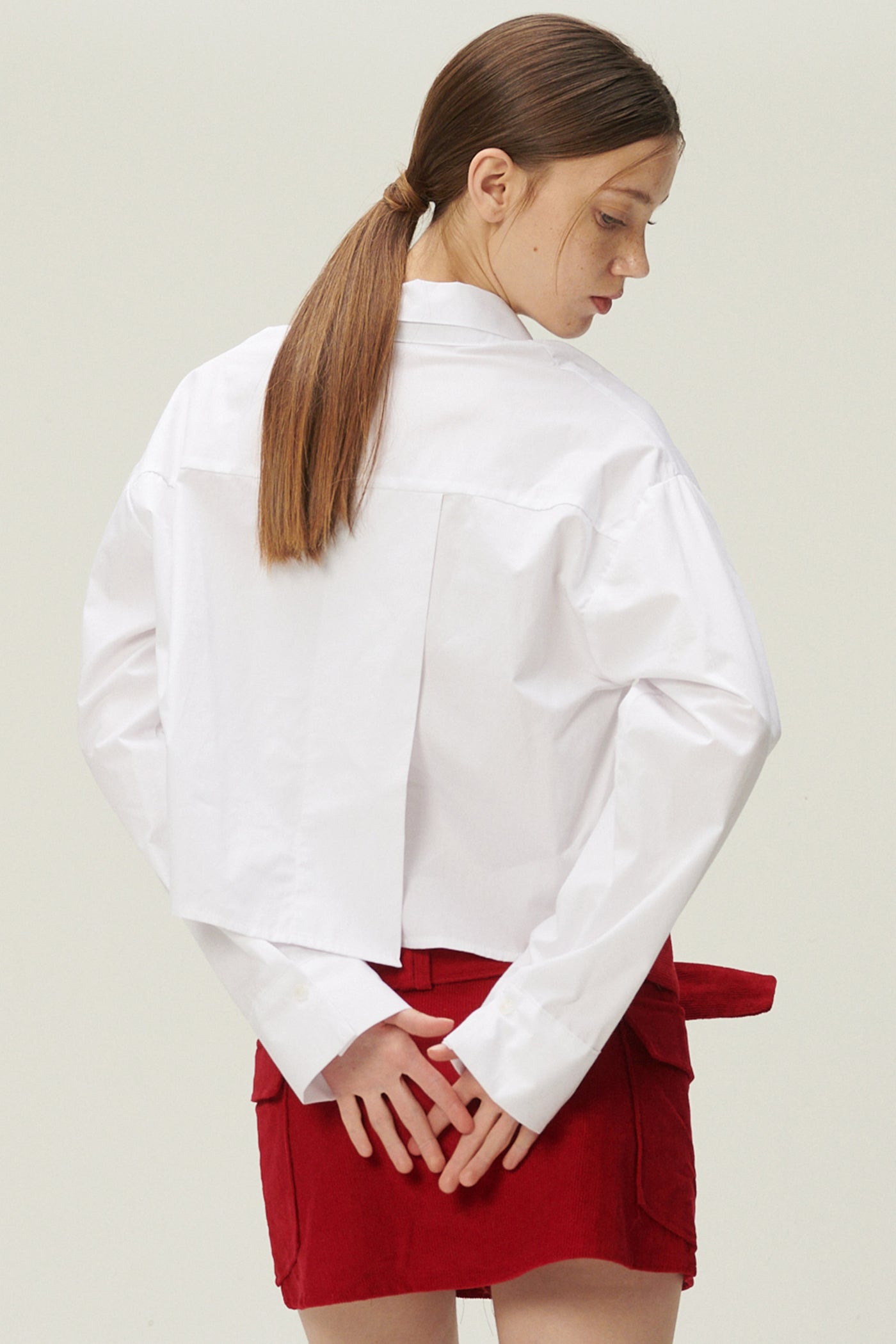 storets.com Lucy Open Back Crop Shirt