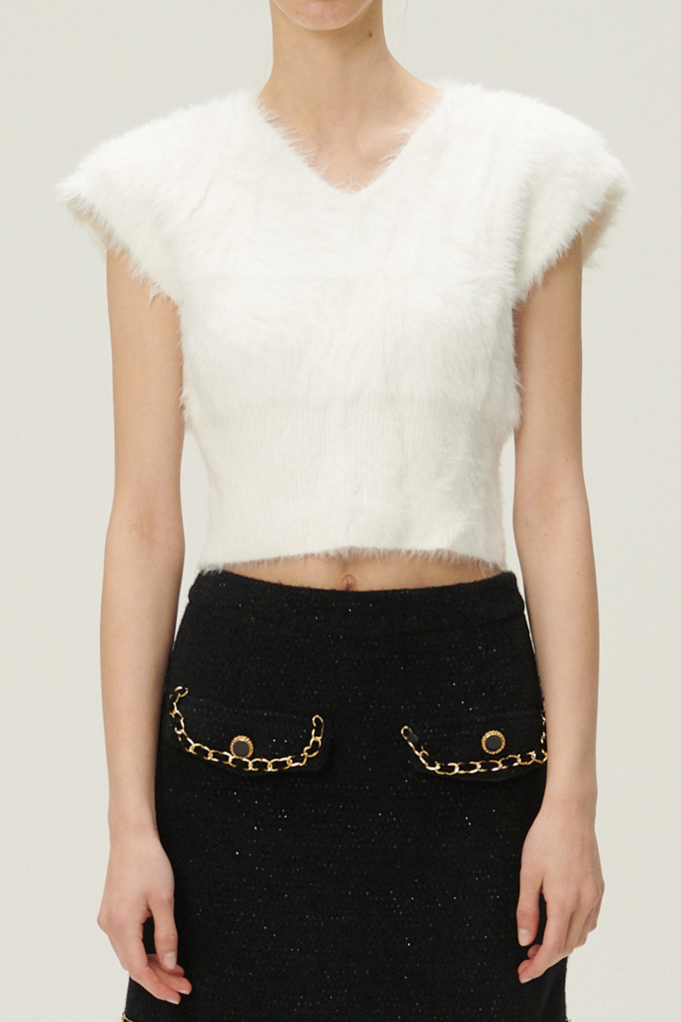 storets.com Annabel Sleeveless Fuzzy Top