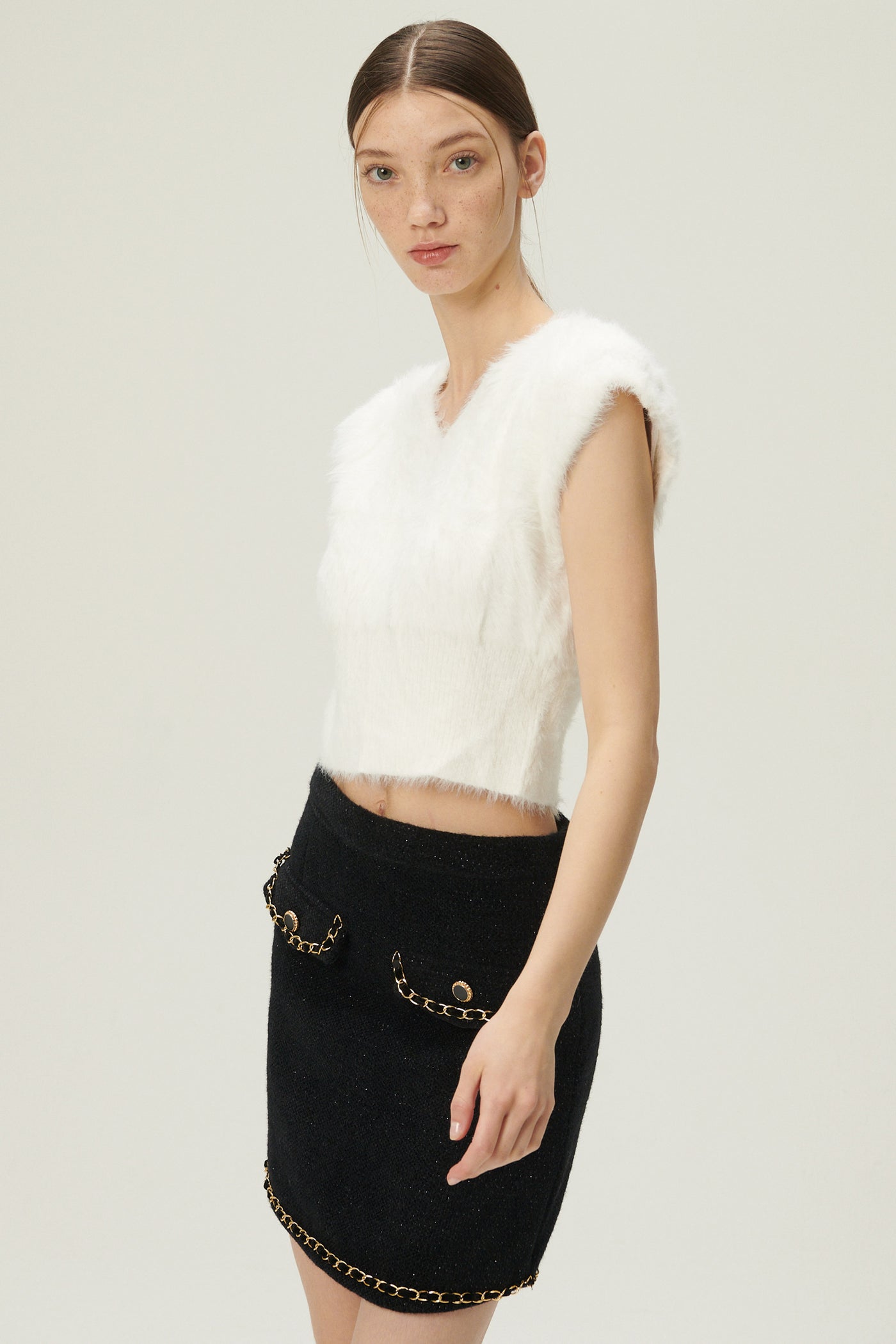 storets.com Annabel Sleeveless Fuzzy Top