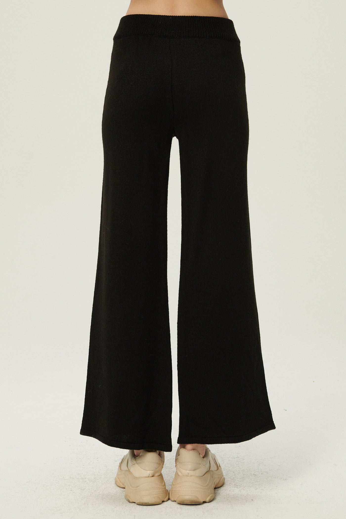 storets.com Victoria Cutout Knit Pants