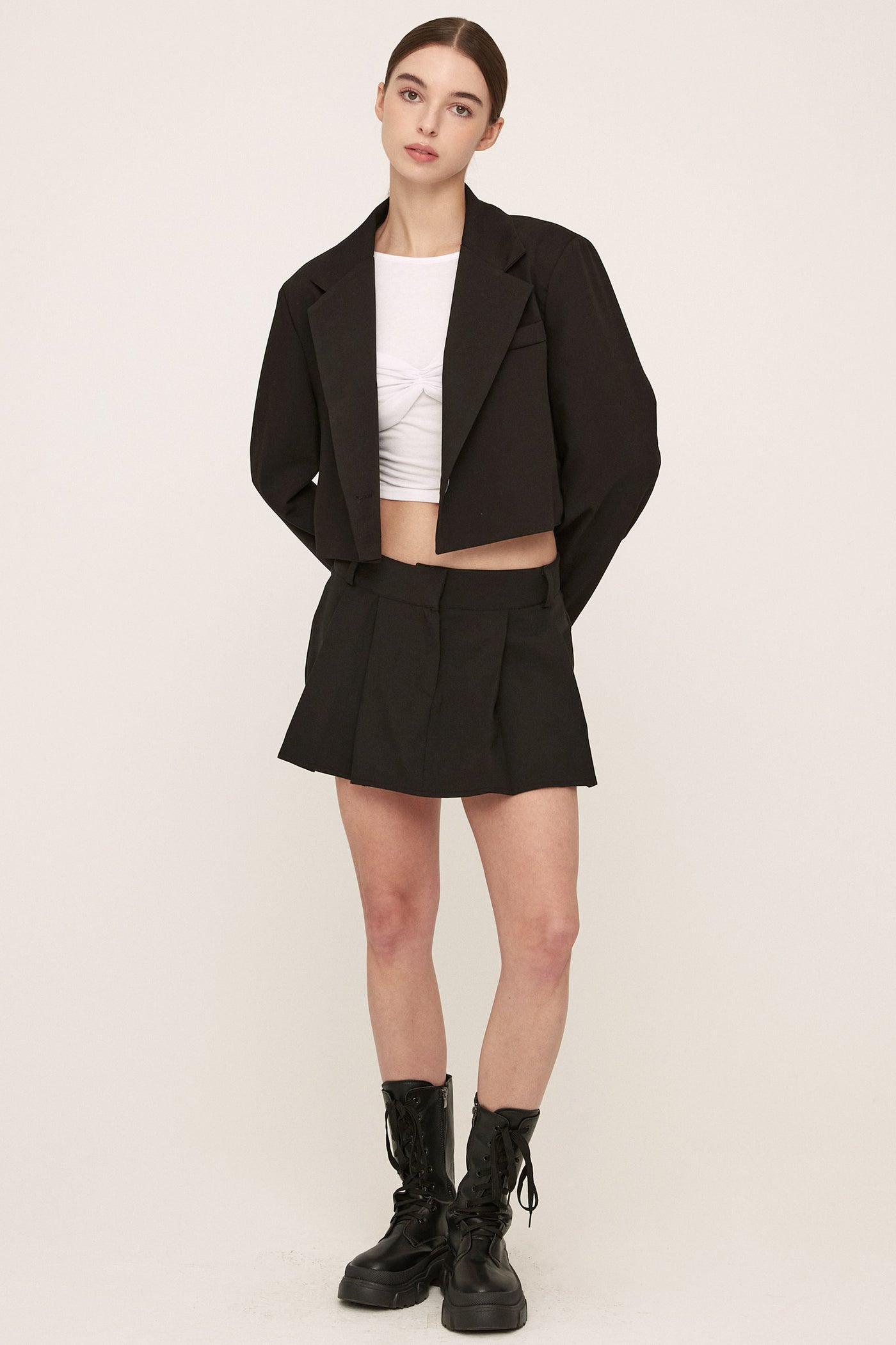 storets.com Brooklyn Cropped Blazer