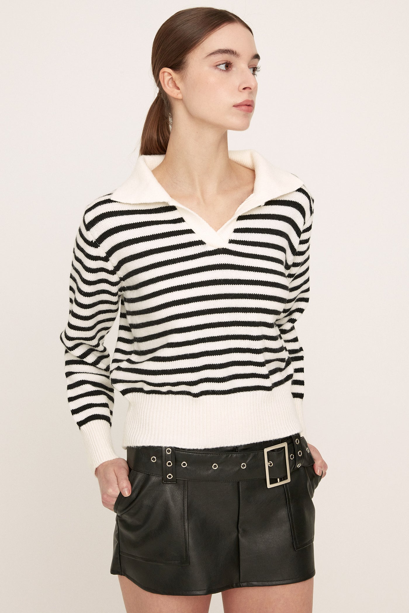 storets.com Luna Striped Knitted Top