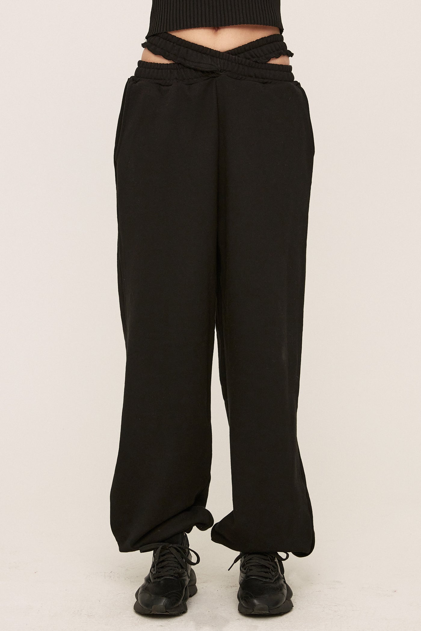 storets.com Adrina Cutout Jogger Pants