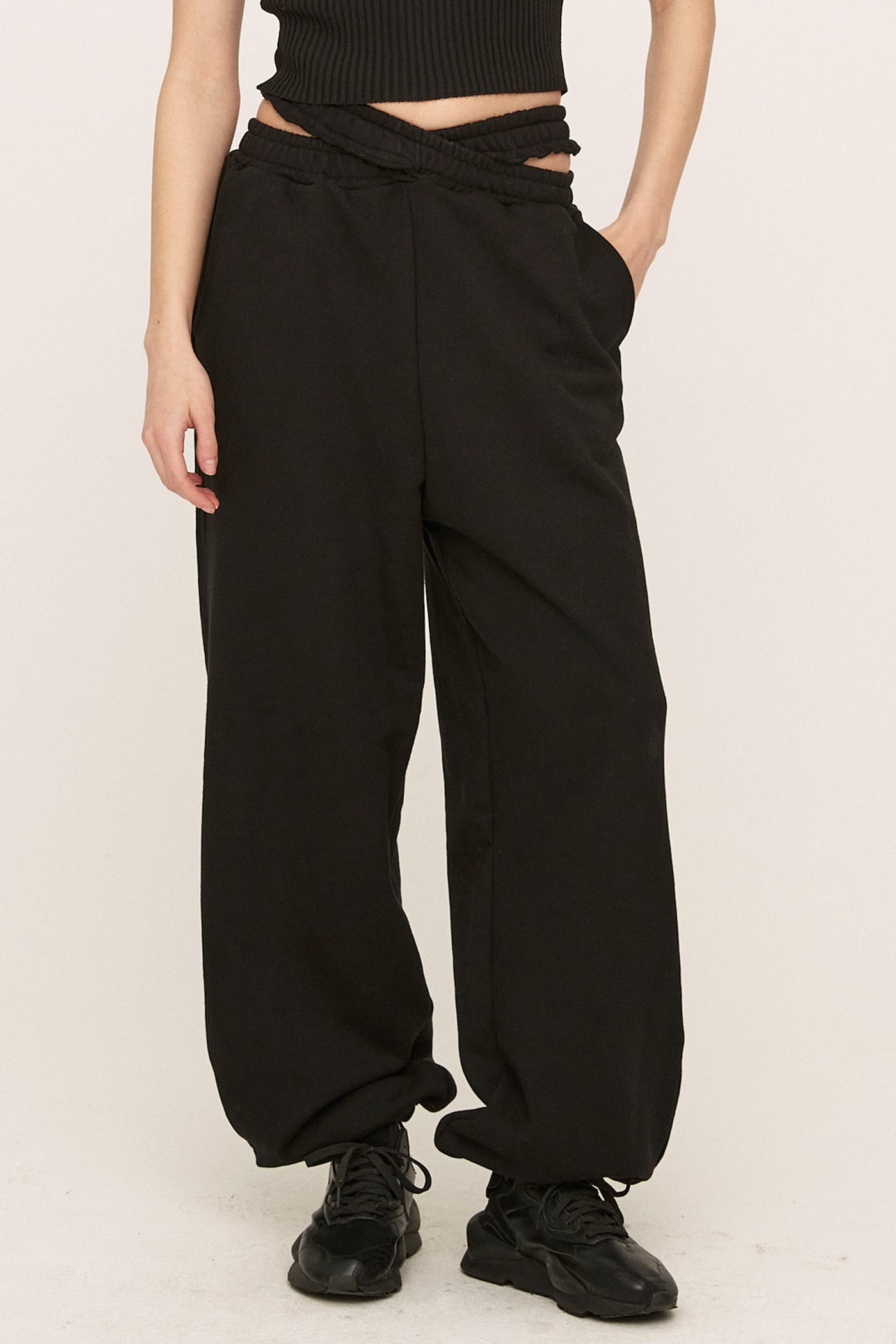 storets.com Adrina Cutout Jogger Pants