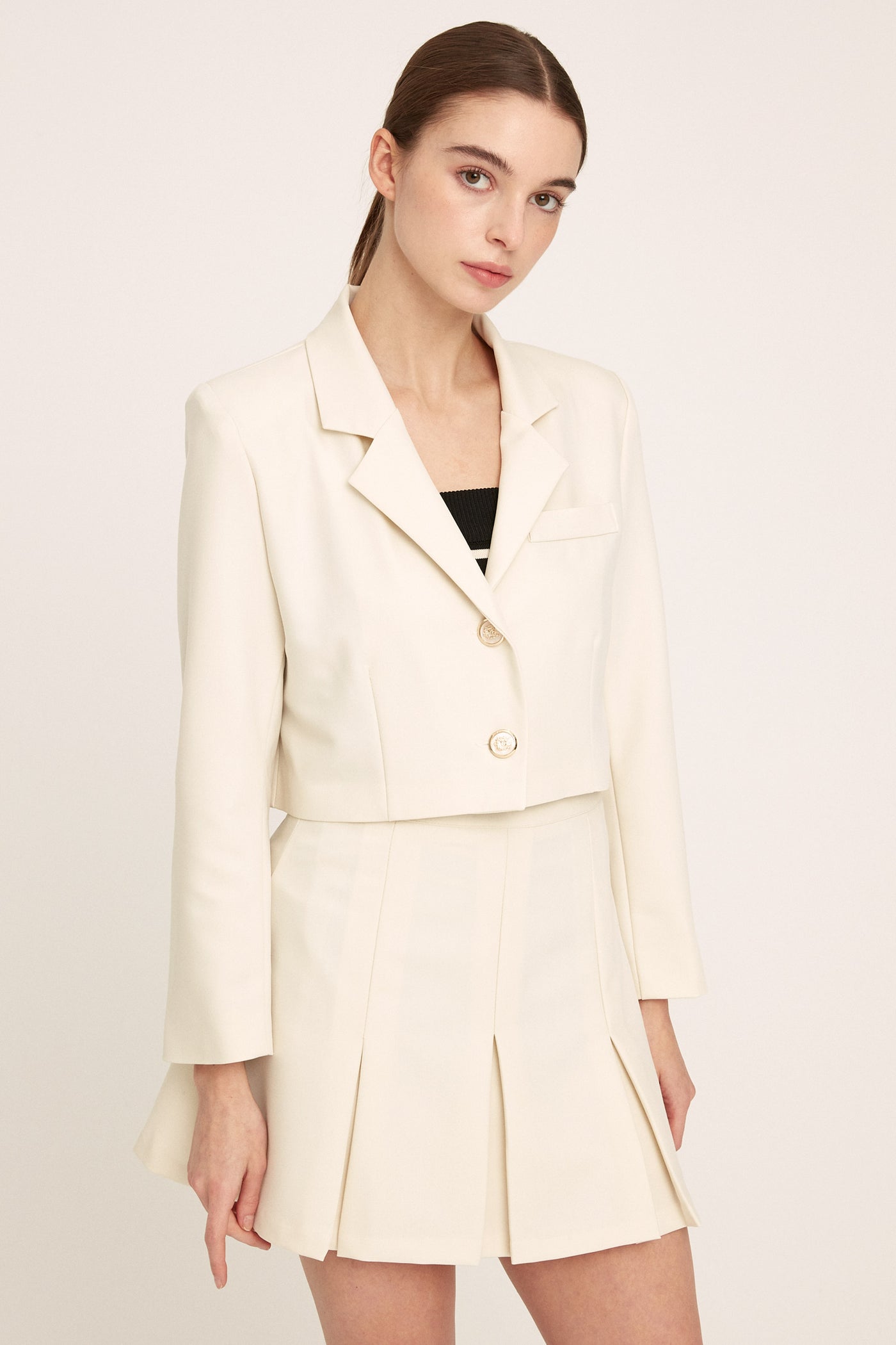 storets.com Amelia Cropped Blazer Jacket