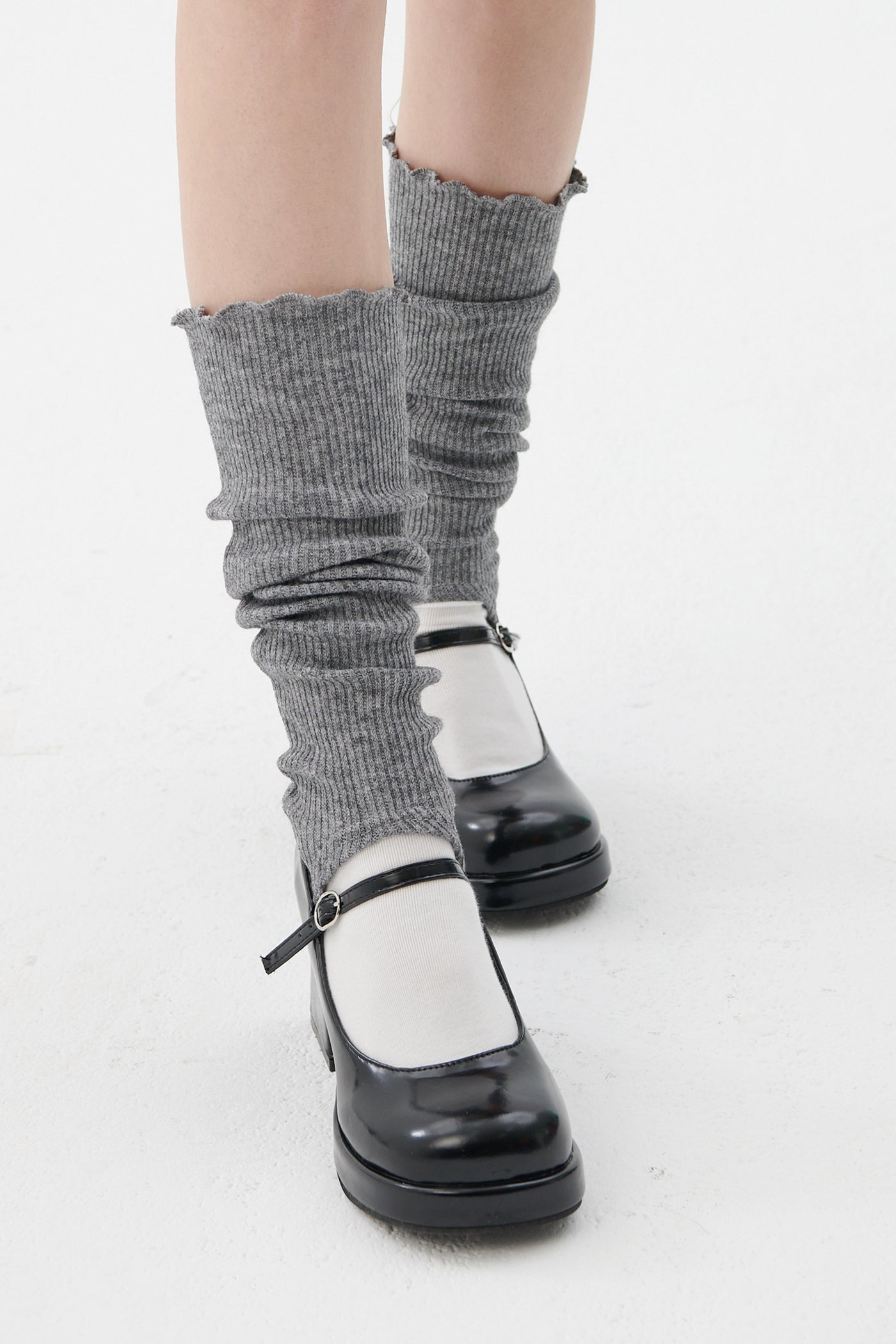 storets.com Lettuce Hem Legwarmer