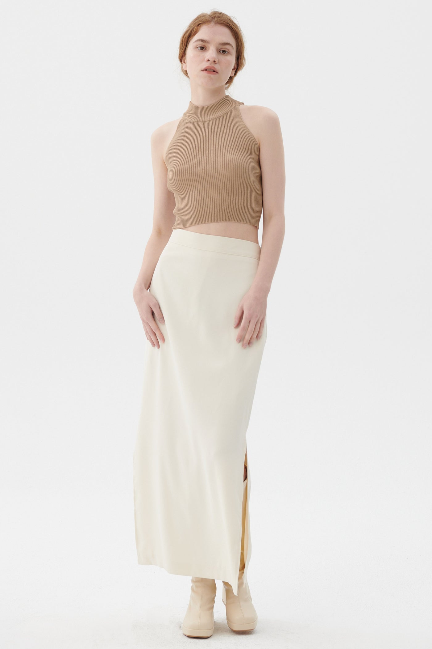 storets.com Finley Knitted Crop Top