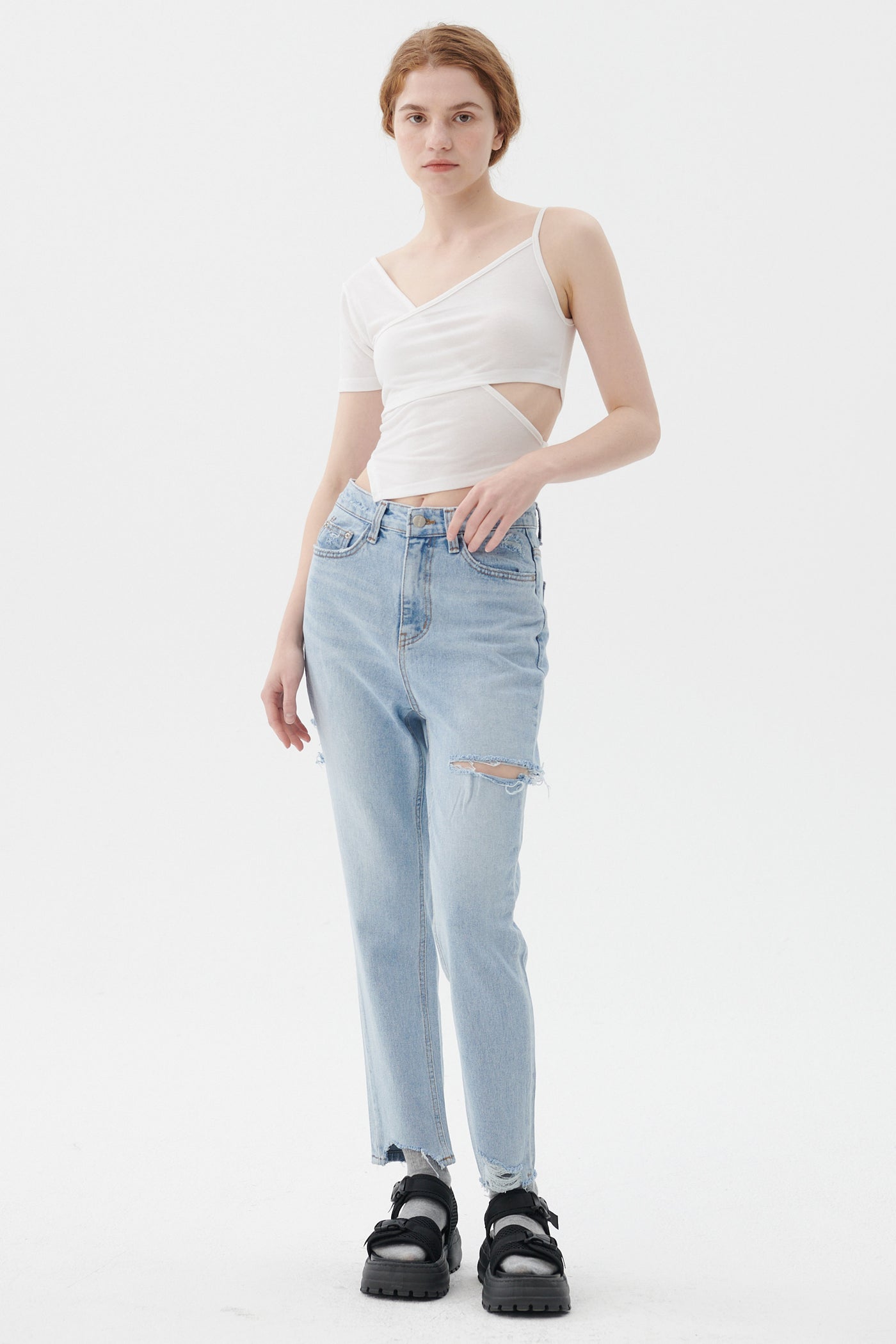 storets.com Bailey Cutout Jeans