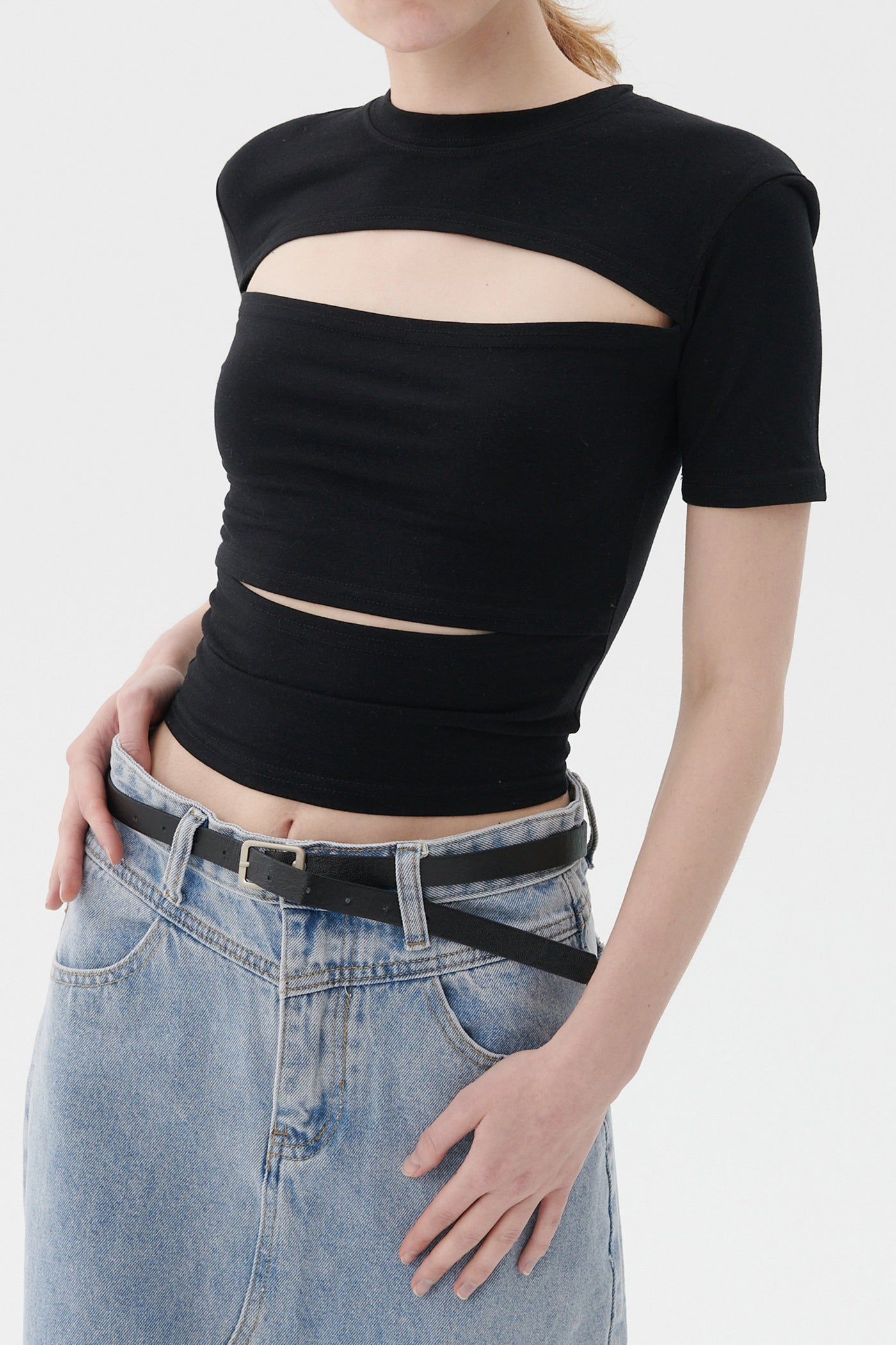 storets.com Quinn Cutout Top