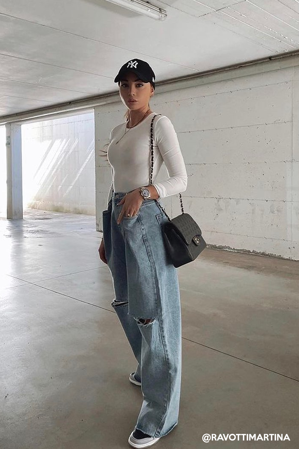 storets.com Vera Slash Cutout Jeans