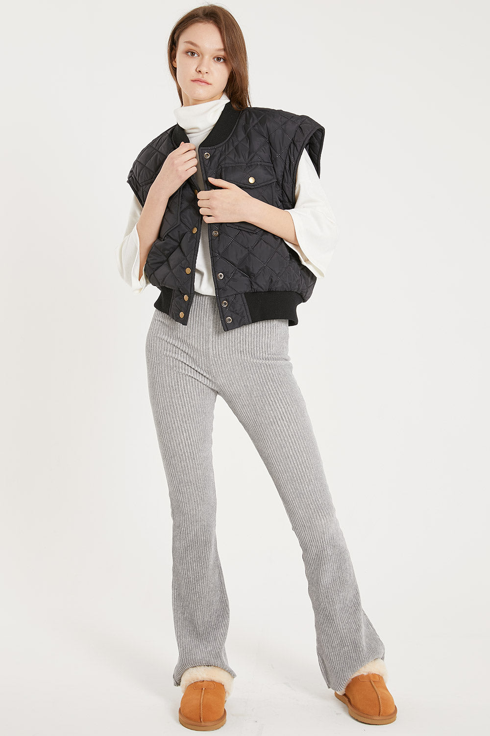 storets.com Tanner Diamond Quilted Crop Vest