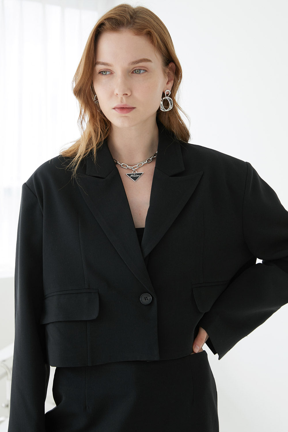 storets.com Hailey Oversized Cropped Jacket