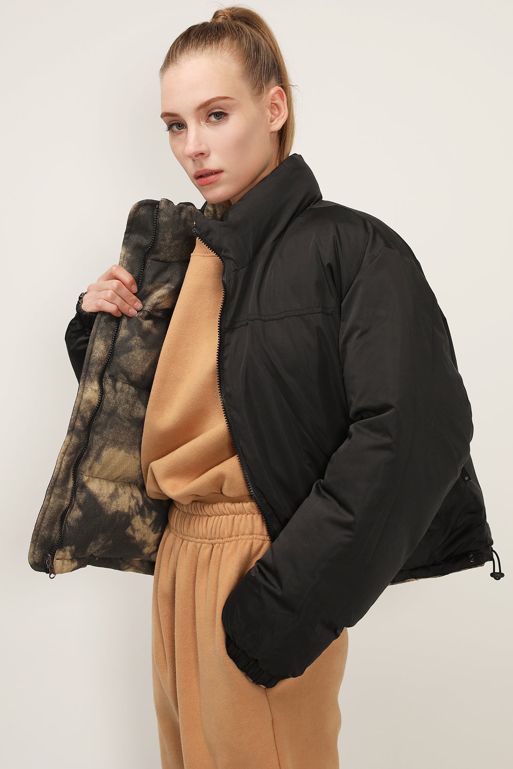 storets.com Hazel Reversible Printed Puffer Jacket