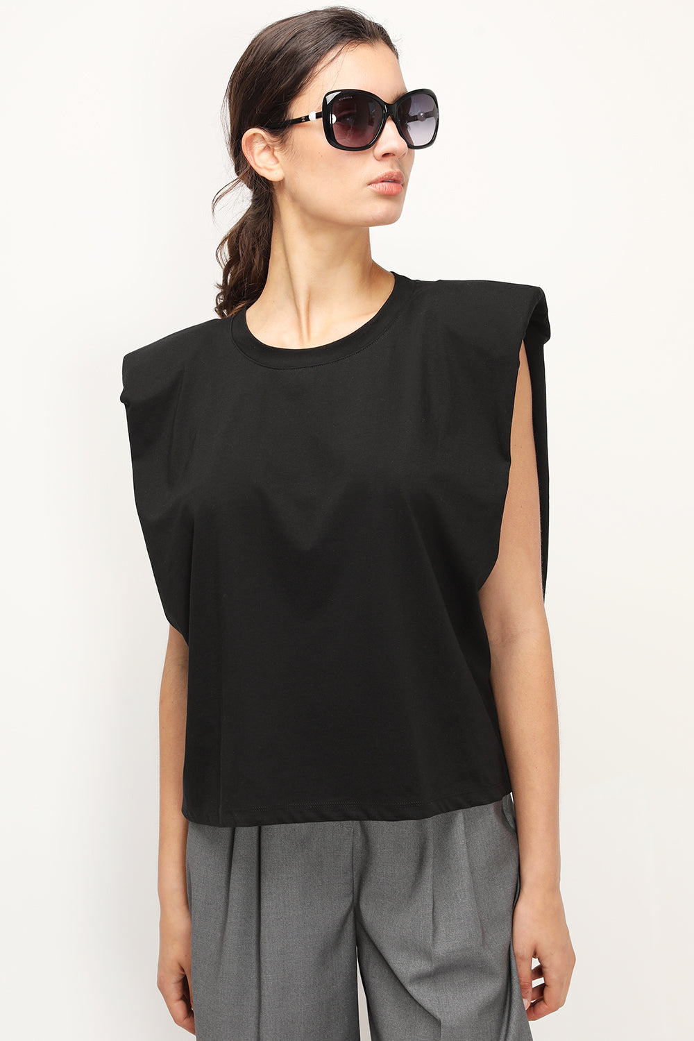 storets.com Elena Padded Shoulder T-shirt