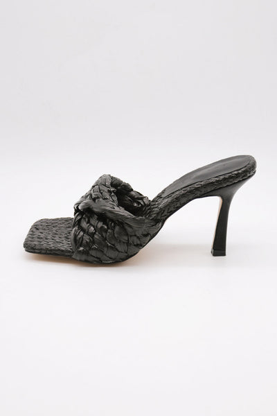 storets.com Liz Woven Raffia Sandals