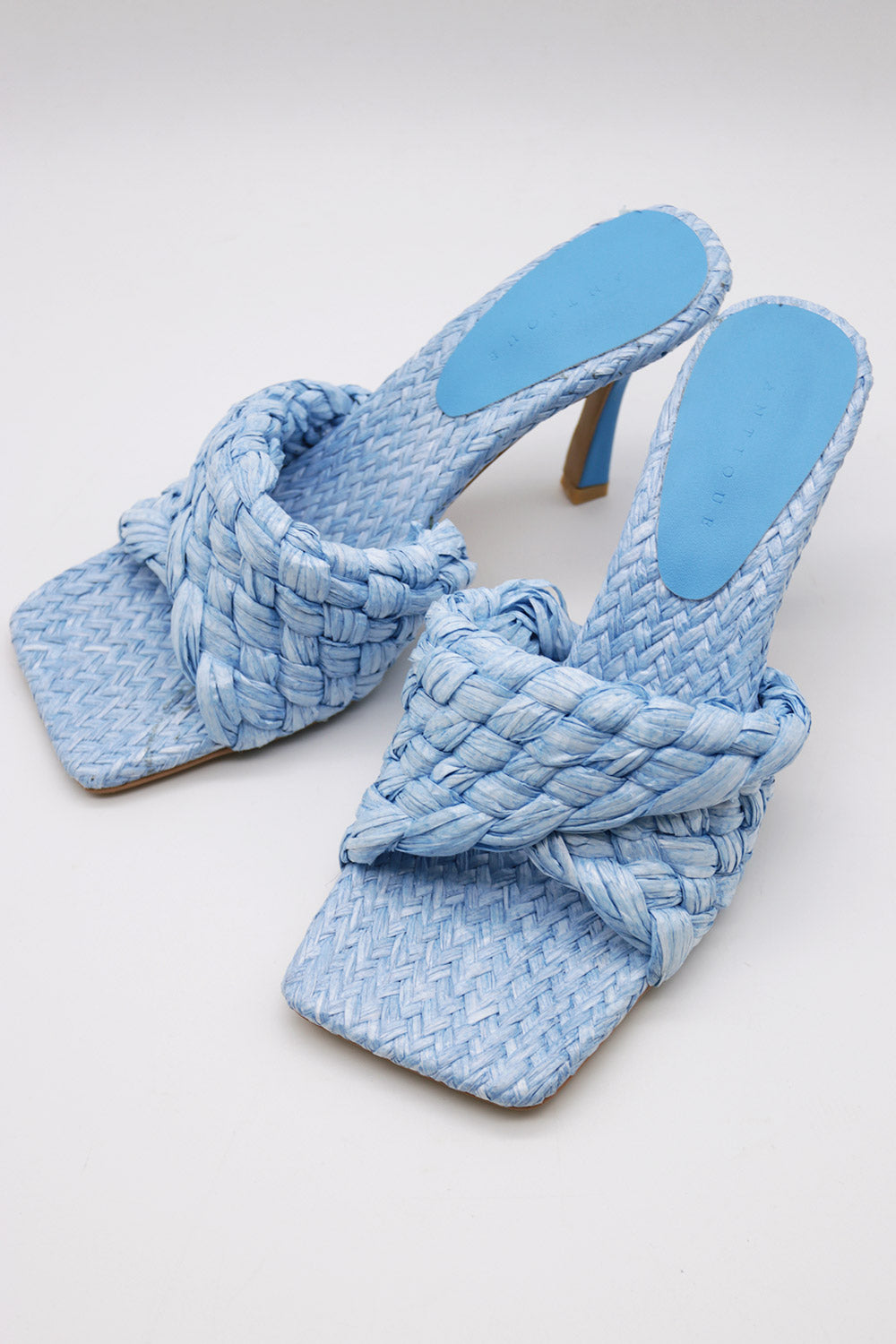 storets.com Liz Woven Raffia Sandals