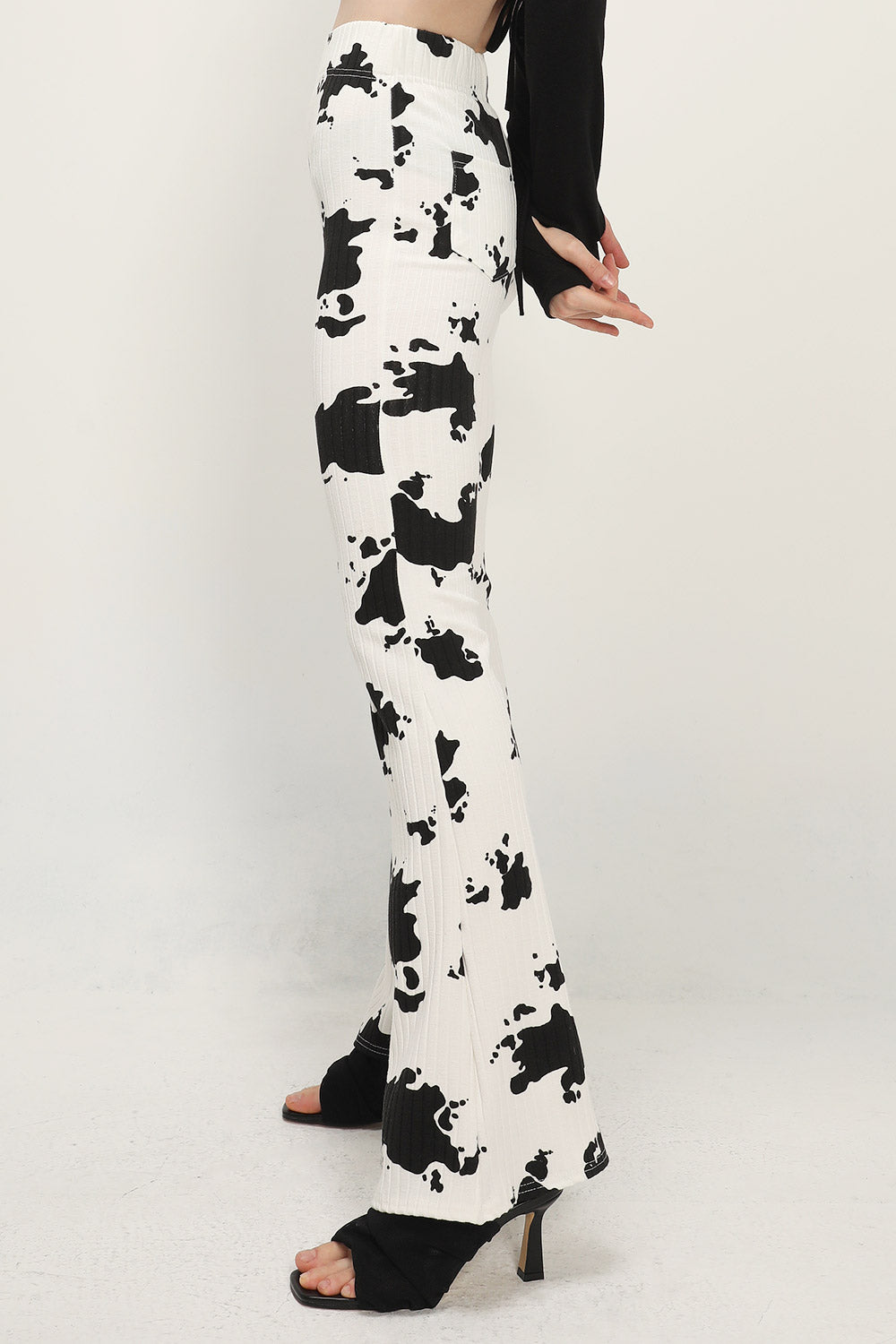 storets.com Bailey Printed Bootcut Pants