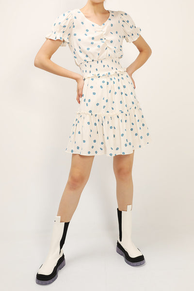 storets.com Kelly Daisy Printed Ruffle Skirt