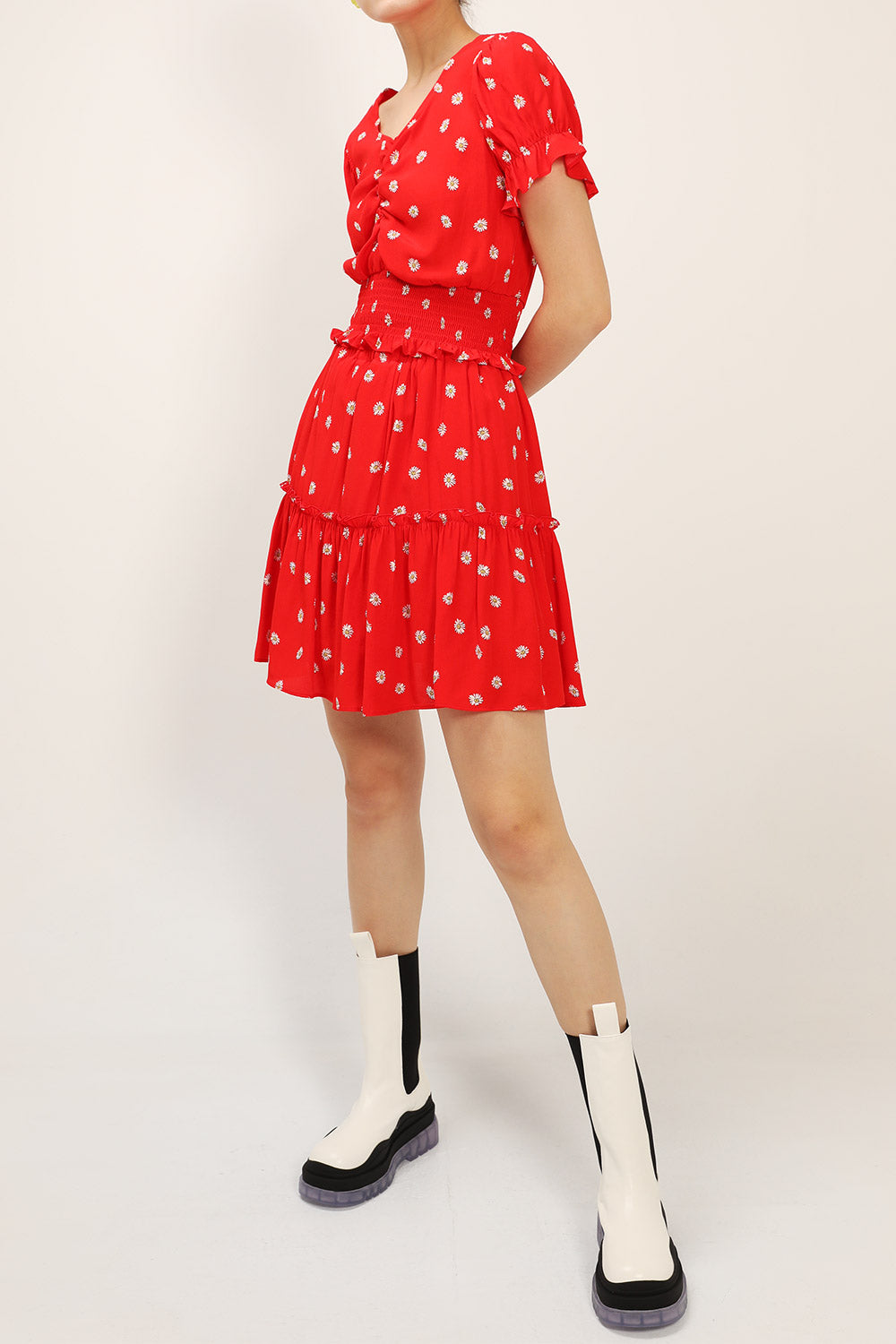 storets.com Kelly Daisy Printed Smocked Top