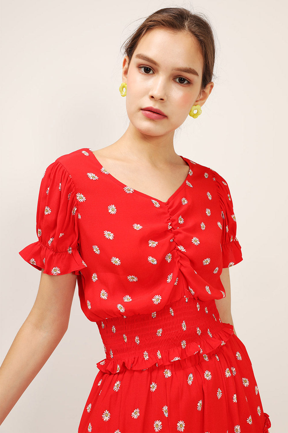 storets.com Kelly Daisy Printed Smocked Top