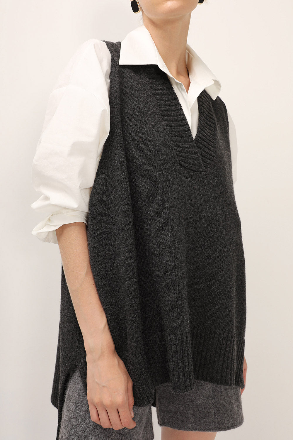 storets.com Lyla Oversized Knit Vest