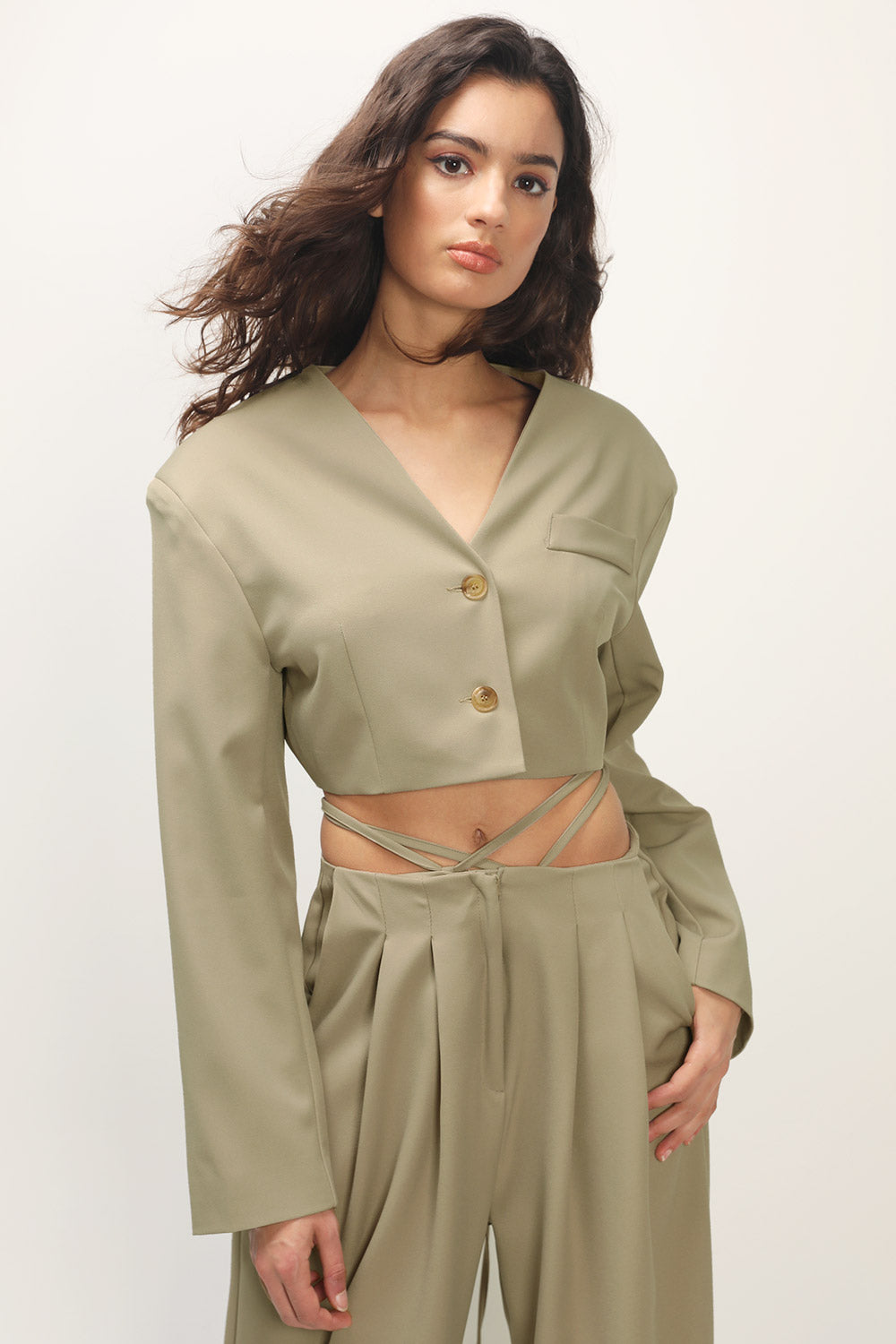 storets.com Talia Cropped Jacket