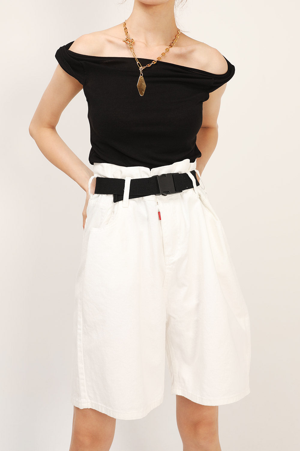 storets.com Olive Paperbag Waist Belted Shorts