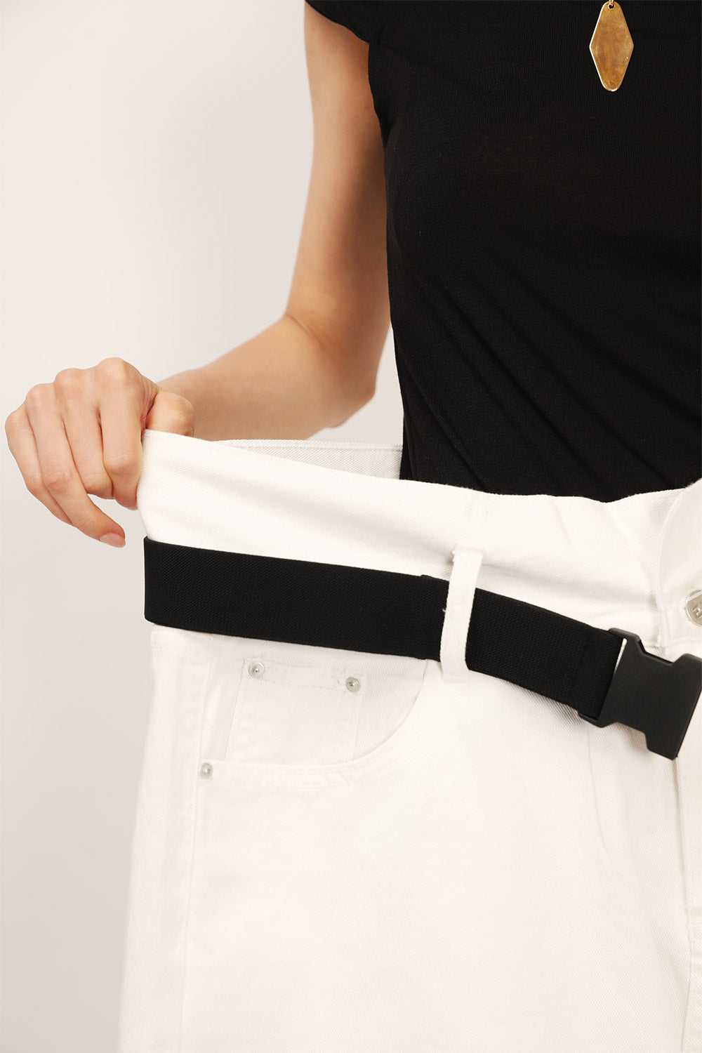 storets.com Olive Paperbag Waist Belted Shorts