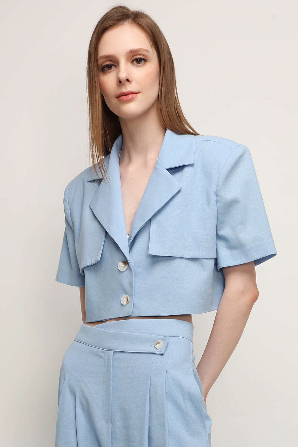 storets.com Nova Cropped Linen Blazer