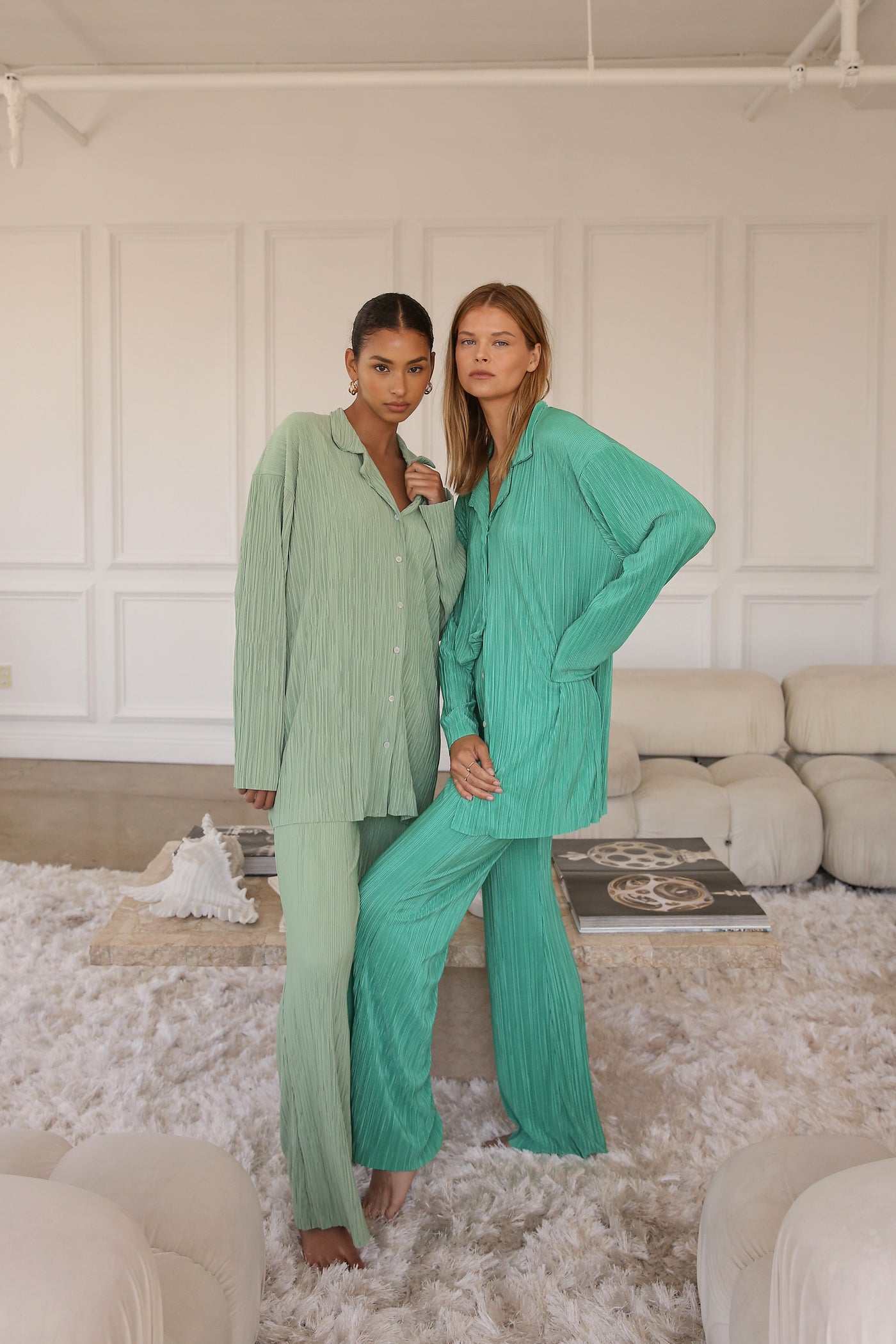 storets.com Maria Oversized Plisse Shirt