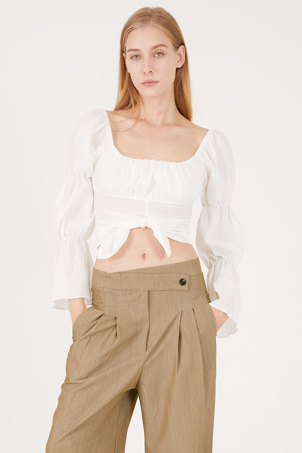 storets.com Danna Balloon Sleeve w/ Front Slit Blouse