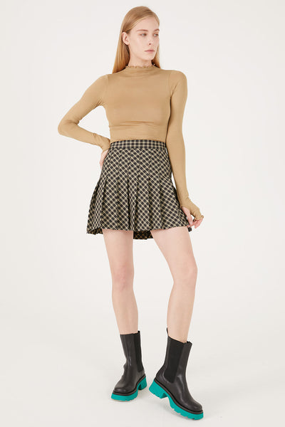 storets.com Serenity Lettuce Hem Top w/Thumb Hole