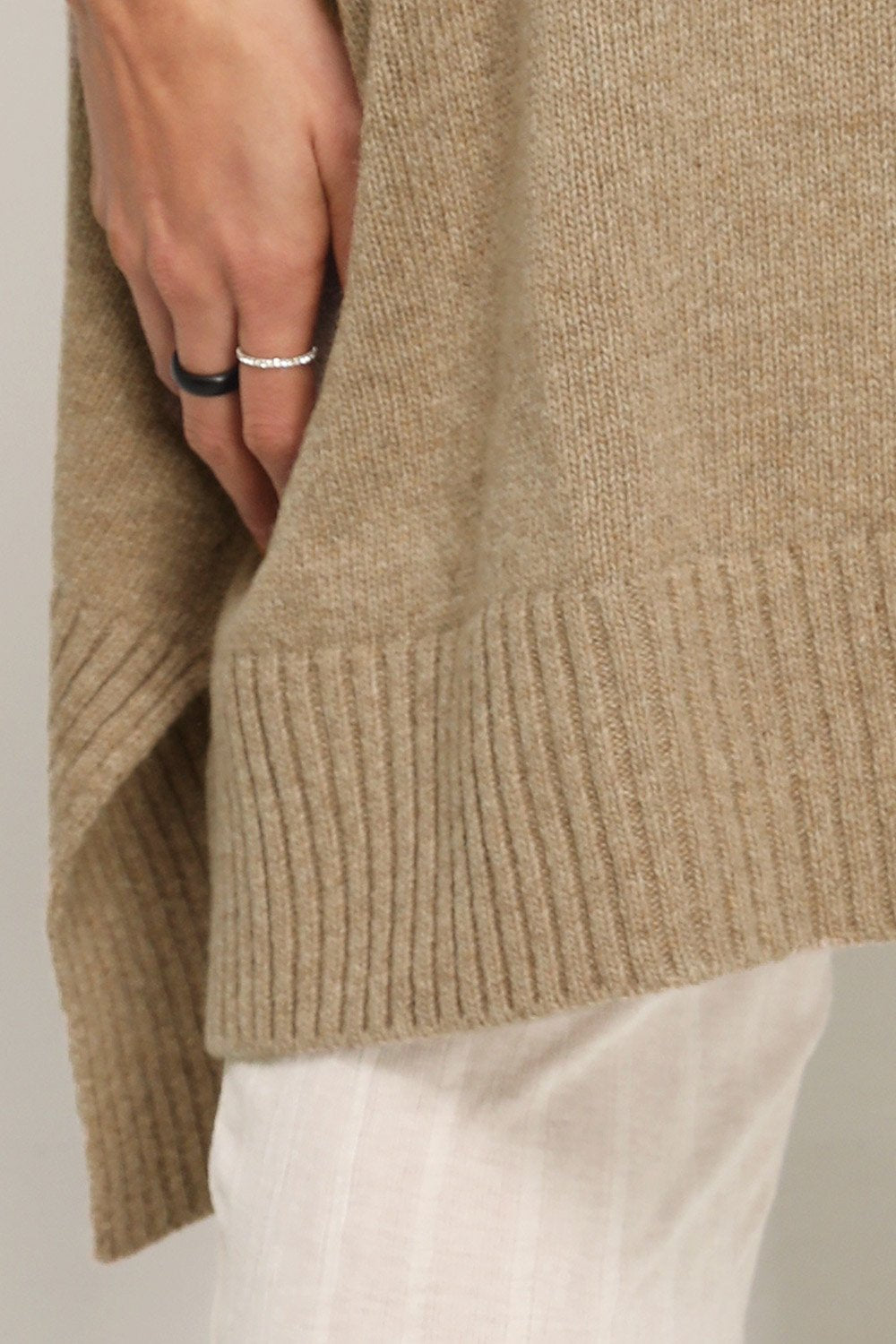 storets.com Lyla Oversized Knit Vest